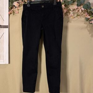 Old Navy | Black Khakis | Skinny Fit | Size 6 Short